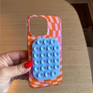 Sonix checkered case with blue casemate suction